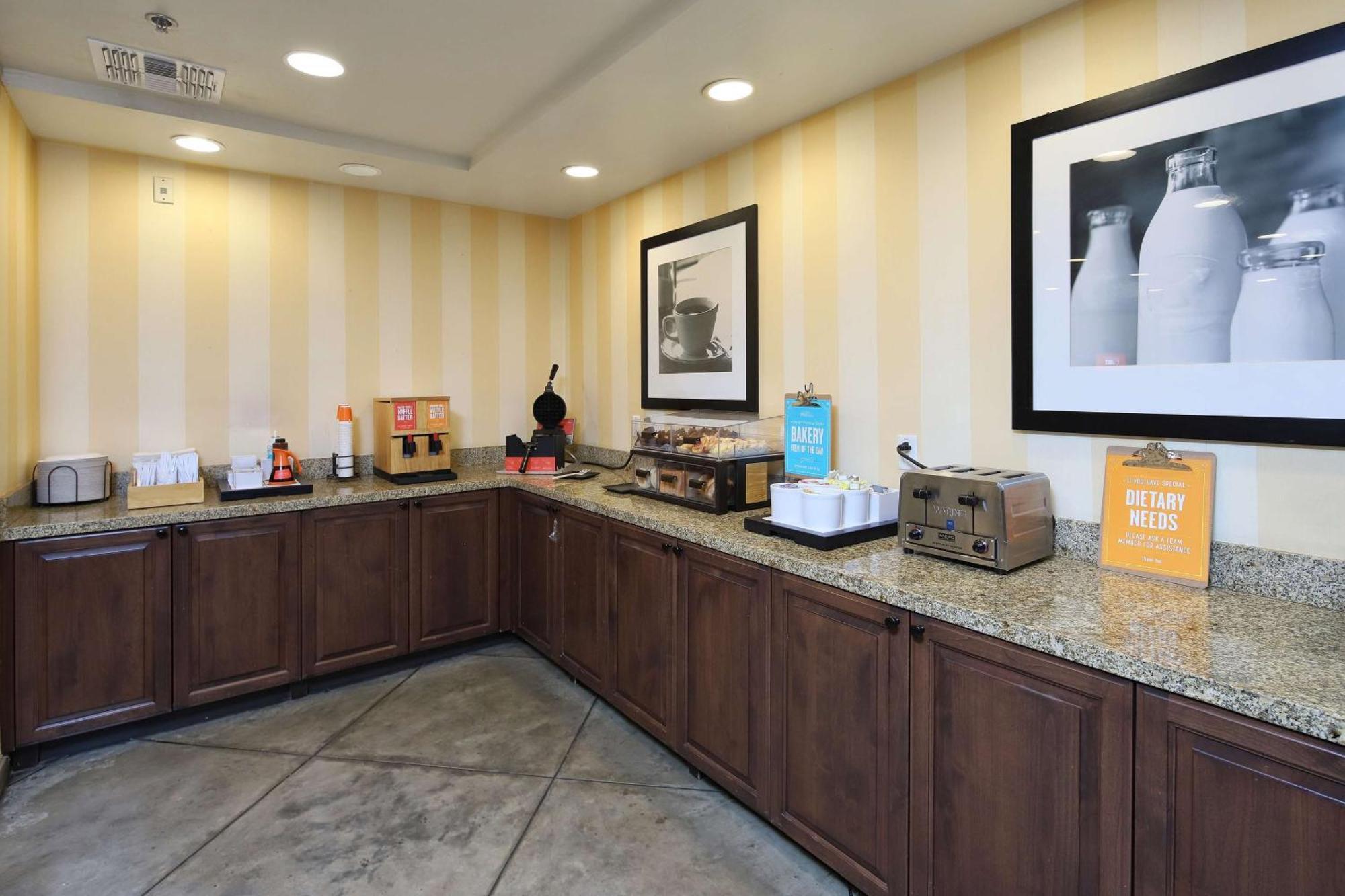 Hampton Inn & Suites Tucson Mall Casas Adobes Buitenkant foto