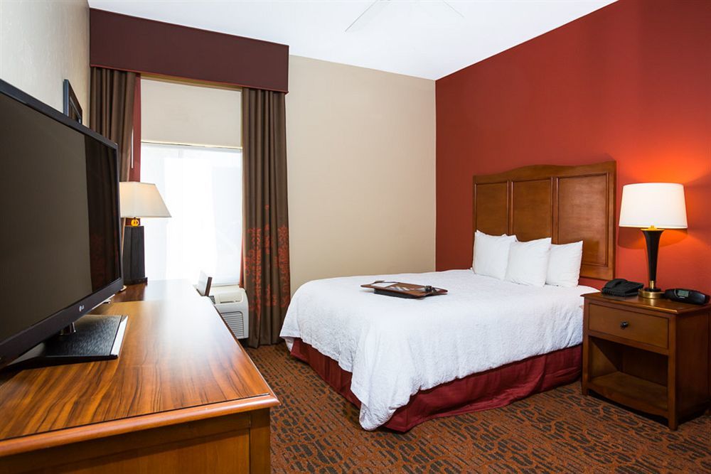 Hampton Inn & Suites Tucson Mall Casas Adobes Buitenkant foto